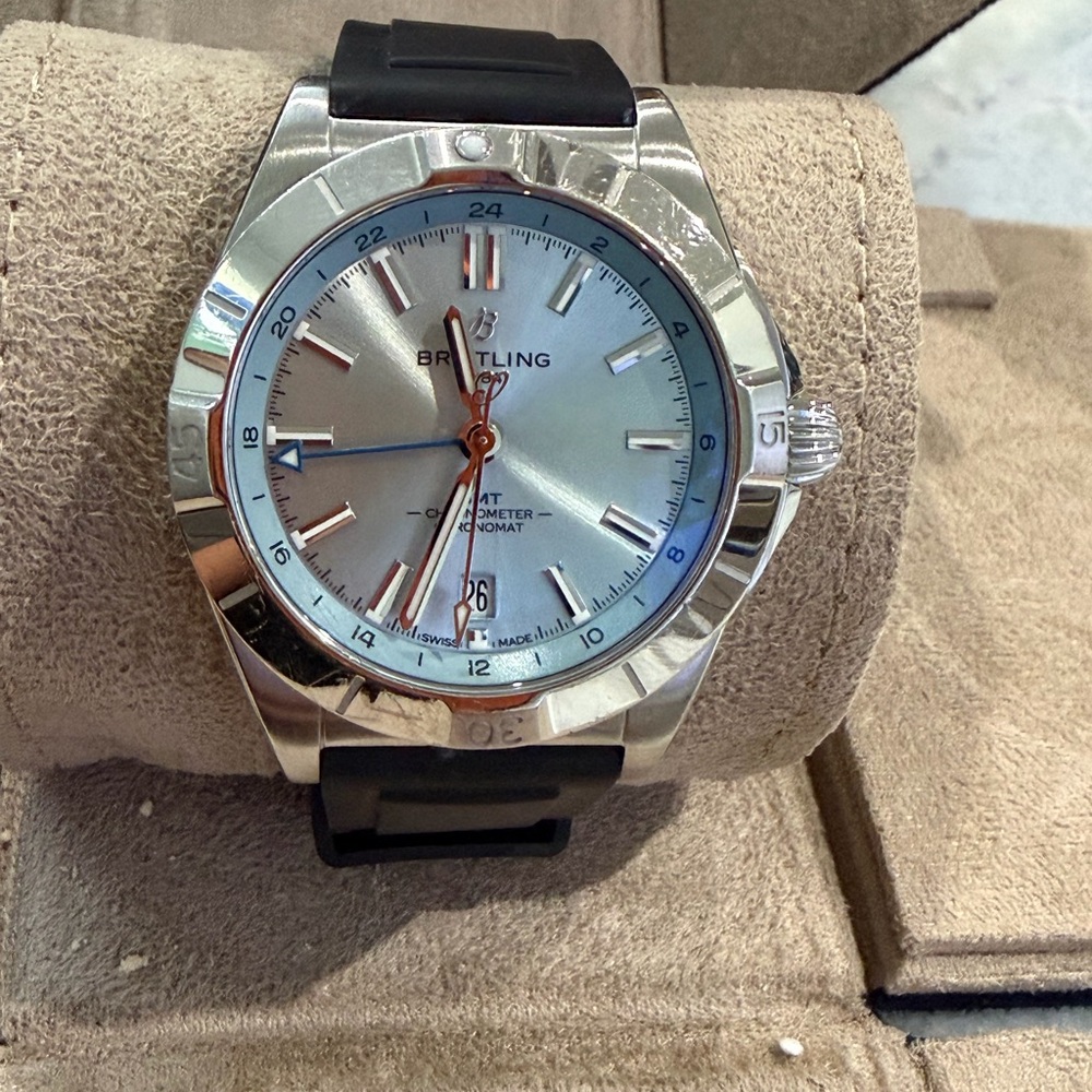 Breitling Chronomat GMT 40 Crystal Blue Dial